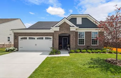 5681 Lewiston Rd, Canton, MI 48188