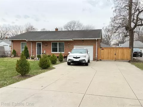 11200 Polk St, Taylor, MI 48180