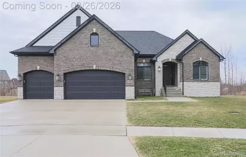 13033 Cathedral Ct, Shelby Township, MI 48315