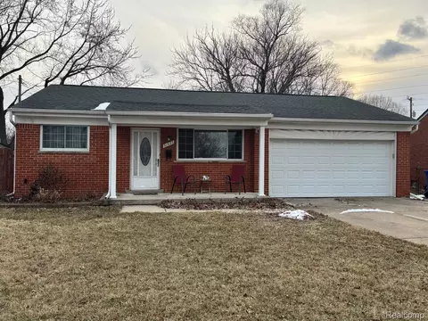 31527 Stricker Dr, Warren, MI 48088