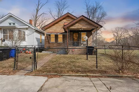 15560 La Salle Blvd, Detroit, MI 48238