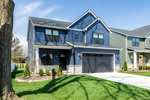 9453 Brookline Ave, Plymouth, MI 48170