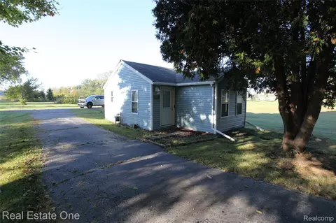 1969 Lasalle Rd, Monroe, MI 48162