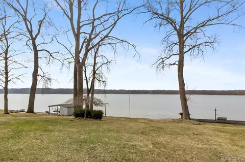 Other - 632 Dorbert Dr, Waterloo, MI 49259 photo 7 of 12