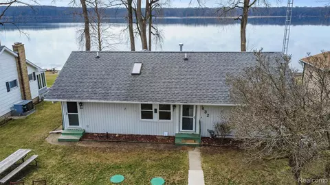 Other - 632 Dorbert Dr, Waterloo, MI 49259 photo 11 of 12