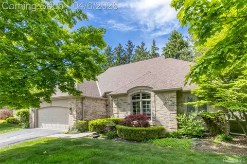 22170 Orchard Way, Beverly Hills, MI 48025
