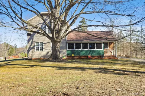 7163 Burpee Rd, Grand Blanc, MI 48439