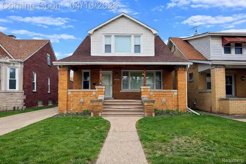 3841 Caniff St, Hamtramck, MI 48212