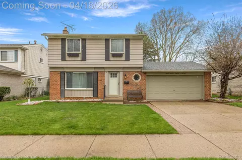 9133 Tavistock Dr, Plymouth, MI 48170