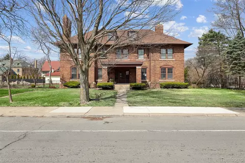 610 Chicago Blvd, Detroit, MI 48202