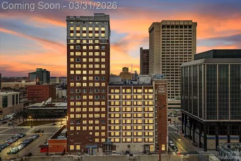 525 W Lafayette Blvd #21C, Detroit, MI 48226