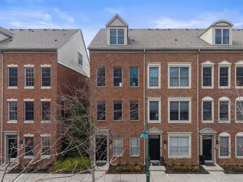 512 Graten St, Birmingham, MI 48009