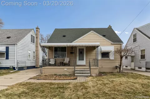 25128 Culver St, Saint Clair Shores, MI 48081