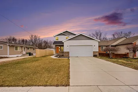49053 Jefferson Ave, Chesterfield, MI 48047
