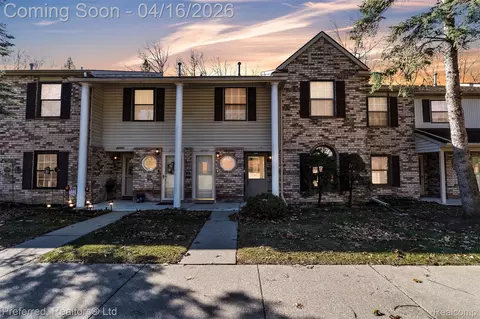 35839 Hunter Ave, Westland, MI 48185