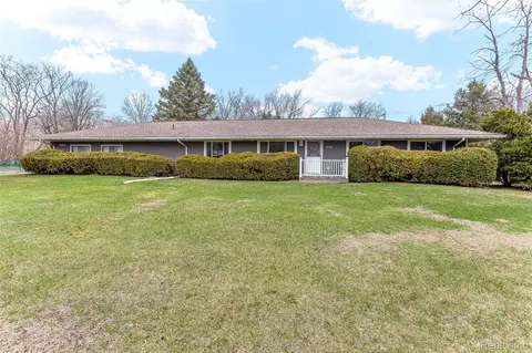 45784 Willis Rd, Sumpter, MI 48111