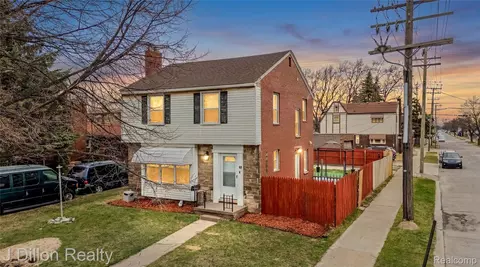 99 Chestnut St, River Rouge, MI 48218