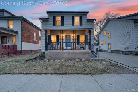 33 Ferrin Pl, Mount Clemens, MI 48043