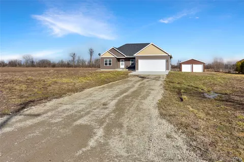 79446 Deland Rd, Richmond, MI 48062