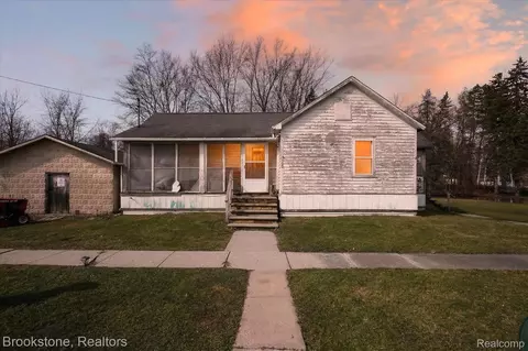 120 S Miami St, Saint Charles, MI 48655
