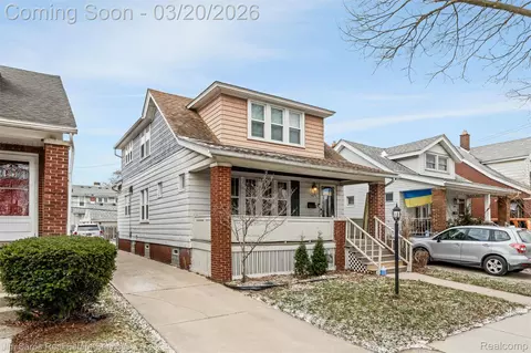 1471 Maryland St, Grosse Pointe Park, MI 48230