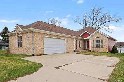 2853 Rubbins Rd, Marion, MI 48843