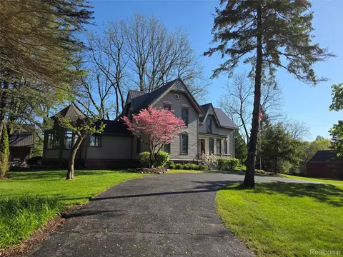 3801 Hollow Corners Rd, Dryden, MI 48428