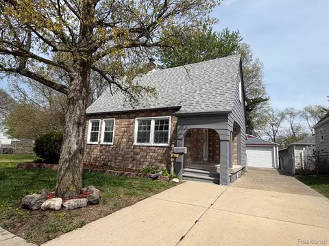 2841 Homeplace St, Dearborn, MI 48124