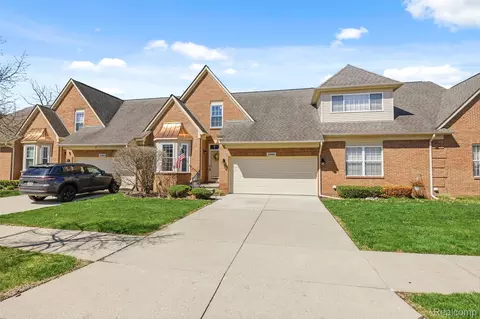 4080 Forest Bridge Dr, Canton, MI 48188