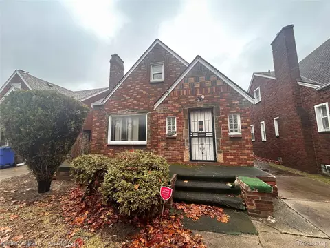 16822 Robson St, Detroit, MI 48235