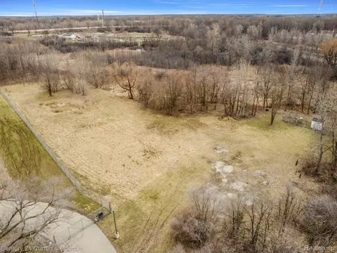 1139 S Dettman Rd, Leoni, MI 49203