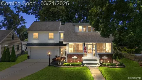 1957 Columbia Rd, Berkley, MI 48072