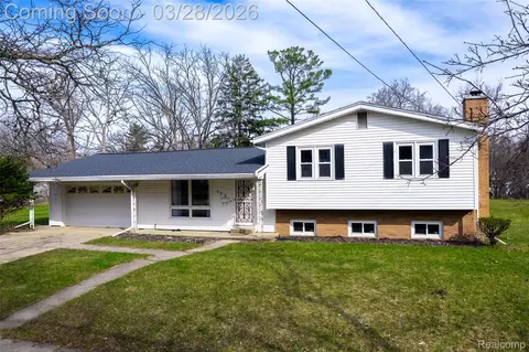 132 Euclid Ave, Jackson, MI 49203
