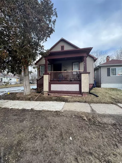 4005 Moore St, Inkster, MI 48141