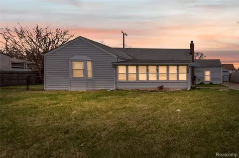 23276 Stewart Ave, Warren, MI 48089
