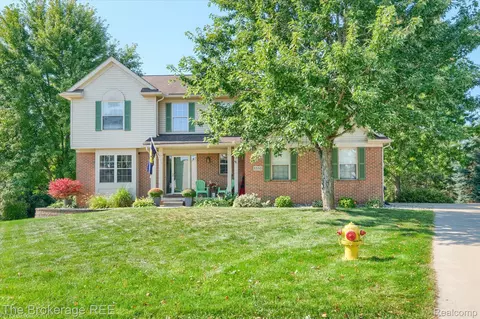 8380 Hunt Club Ct, Mundy, MI 48439
