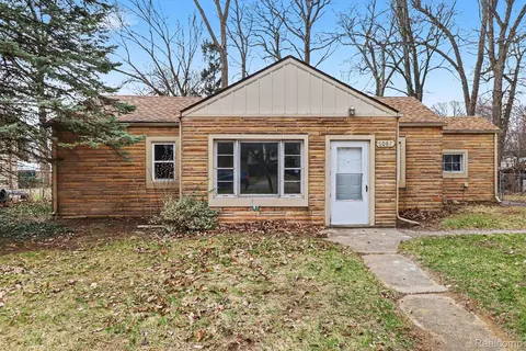 6087 N Karle St, Westland, MI 48185