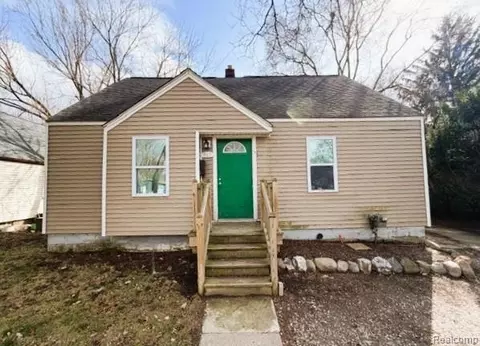 965 Voorheis St, Pontiac, MI 48341