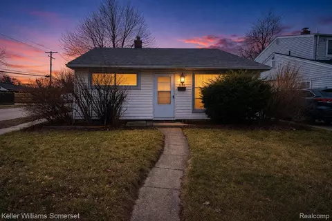 1644 E Goulson Ave, Hazel Park, MI 48030