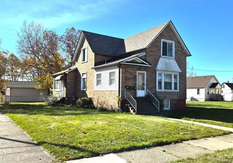 505 Forest St, Wyandotte, MI 48192