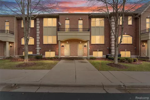 53118 Celtic Dr, Shelby Township, MI 48315