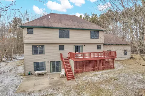 Exterior - 4090 N Fordney Rd, Richland, MI 48626 photo 3 of 10