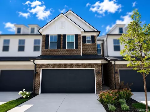 5574 E Spaniel Dr, Pittsfield, MI 48108