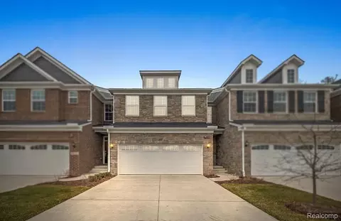 40111 Premier Dr #21, Plymouth, MI 48170