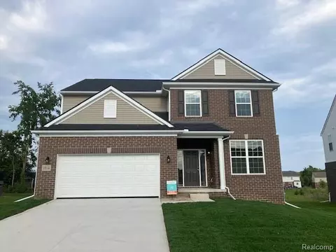 1914 Maggie Ln, Superior, MI 48198
