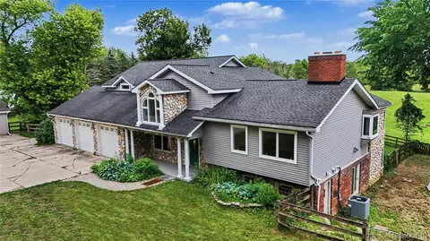 3556 E Dryden Rd, Metamora, MI 48455