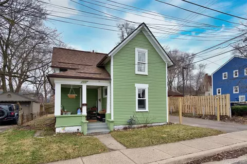 209 Arcade St, Ypsilanti, MI 48197