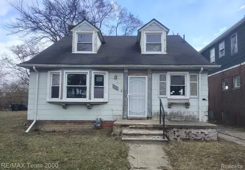 16516 Appoline St, Detroit, MI 48235