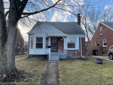 6037 Piedmont St, Detroit, MI 48228