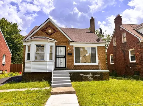 9646 Ward St, Detroit, MI 48227